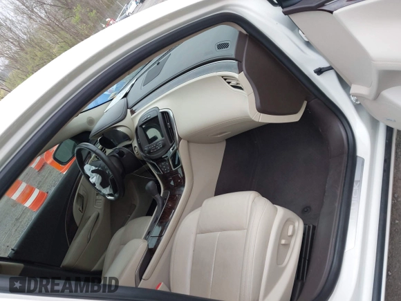 2014 Buick LaCrosse Premium II with VIN 1G4GF5G31EF234190, listed as a IAAI auction lot 42017022 with 125,376 mi miles. Bid and sale history available at carsss.com. Image 5.