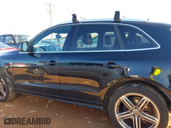 2012 Audi Q5 3.2L Premium Plus with VIN WA1DKAFP4CA010707, listed as a IAAI auction lot 41326651 with 178,170 mi miles. Bid and sale history available at carsss.com. Image 14.