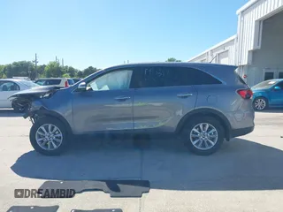 2019 Kia Sorento L with VIN 5XYPG4A3XKG605229, listed as a IAAI auction lot 41827291 with 59,594 mi miles. Bid and sale history available at carsss.com. Image 15.