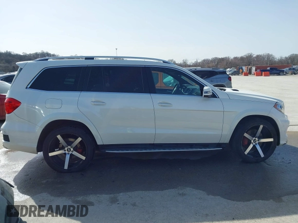 2014 Mercedes-Benz GL-Class GL 550 with VIN 4JGDF7DE6EA349028, listed as a IAAI auction lot 41729392 with 154,116 mi miles. Bid and sale history available at carsss.com. Image 13.