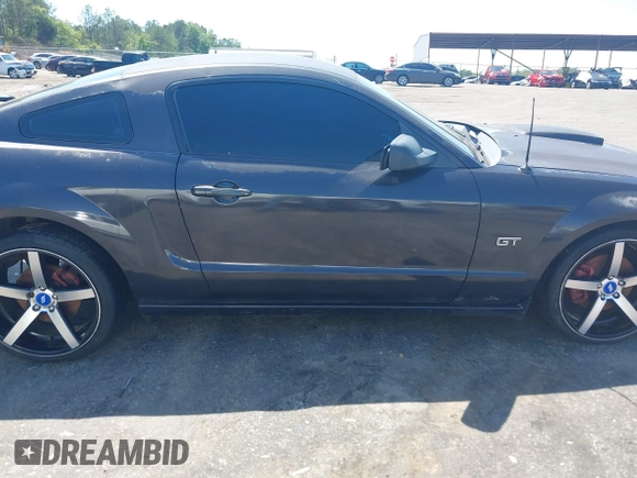 2007 Ford Mustang GT Deluxe with VIN 1ZVFT82H575237242, listed as a IAAI auction lot 42011930 with 223,858 mi miles. Bid and sale history available at carsss.com. Image 14.