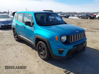 2020 Jeep Renegade Sport with VIN ZACNJAAB1LPL35899, listed as a IAAI auction lot 41585272 with 17,860 mi miles and . Bid and sale history available at carsss.com. Image 1.