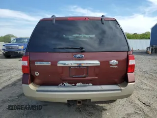 2008 Ford Expedition Eddie Bauer z VIN 1FMFU18598LA27935, wystawiony jako Copart lot #56110145 z przebiegiem 203 338 mil mil oraz Czysty tytuł • Clean title. Historia ofert i sprzedaży dostępna na DreamBid. Obrazek 6.