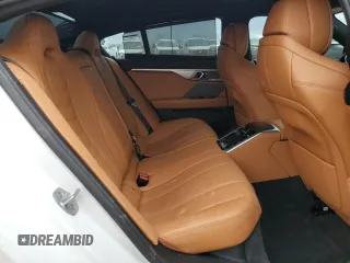 2023 BMW 8 Series M850i z VIN WBAGV8C01PCK29190, wystawiony jako Copart lot #47189205 z przebiegiem 32 691 mil mil oraz Szkoda całkowita • Salvage title. Historia ofert i sprzedaży dostępna na DreamBid. Obrazek 10.