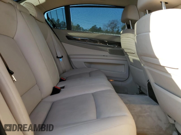 2010 BMW 7 Series 750Li xDrive z VIN WBAKC8C51AC430722, wystawiony jako Copart lot #85782774 z przebiegiem 127 361 mil mil oraz Szkoda całkowita • Salvage title. Historia ofert i sprzedaży dostępna na DreamBid. Obrazek 10.