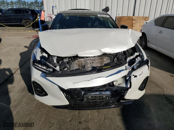 2023 Nissan Maxima SR with VIN 1N4AA6EV4PC513923, listed as a Copart auction lot 49331585 with 0 mi miles and Salvage Title. Bid and sale history available at carsss.com. Image 5.