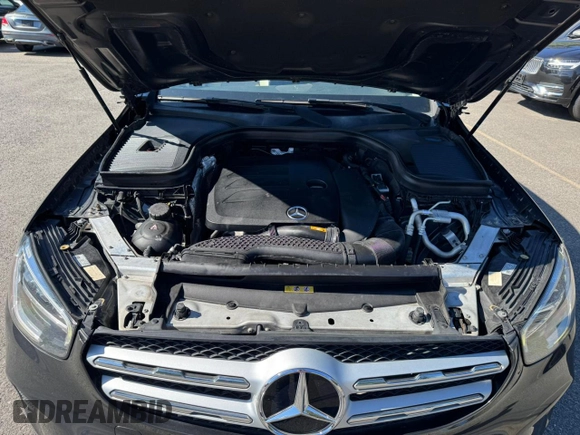 2020 Mercedes-Benz GLC 300 z VIN WDC0G8DB6LF673683, wystawiony jako Copart lot #65841355 z przebiegiem 86 329 mil mil oraz Czysty tytuł • Clean title. Historia ofert i sprzedaży dostępna na DreamBid. Obrazek 8.