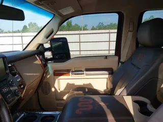 2015 Ford F-250 Lariat with VIN 1FT7W2BT2FEC10580, listed as a IAAI auction lot 42532148 with 105,172 mi miles and . Bid and sale history available at DreamBid. Image 5.