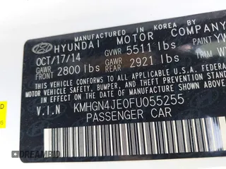 2015 Hyundai Genesis 3.8L with VIN KMHGN4JE0FU055255, listed as a IAAI auction lot 42123154 with 48,130 mi miles and . Bid and sale history available at DreamBid. Image 9.