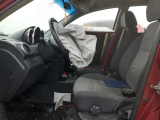 2010 Pontiac G3 z VIN 3G2TB6DEXAL118985, wystawiony jako Copart lot #83327154 z przebiegiem Nie podano mil oraz Szkody całkowita. Historia ofert i sprzedaży dostępna na DreamBid. Obrazek 7.
