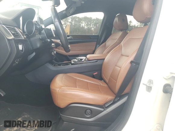 2016 Mercedes-Benz GLE 450 AMG z VIN 4JGED6EB2GA021035, wystawiony jako Copart lot #84219554 z przebiegiem 118 943 mil mil oraz Szkoda całkowita • Salvage title. Historia ofert i sprzedaży dostępna na DreamBid. Obrazek 7.