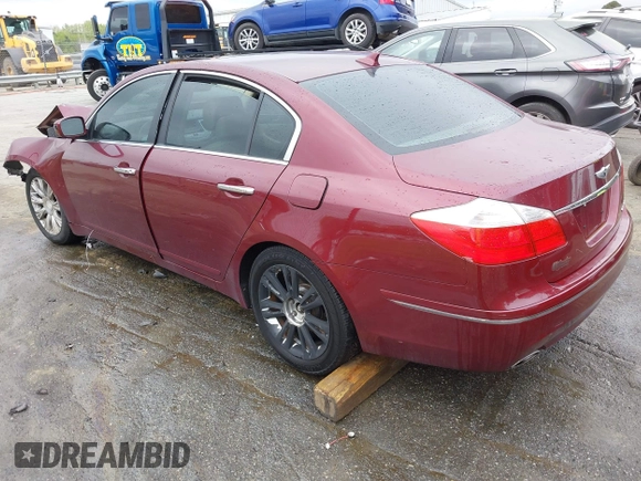2009 Hyundai Genesis with VIN KMHGC46E49U017983, listed as a IAAI auction lot 41943695 with 106,832 mi miles. Bid and sale history available at carsss.com. Image 3.
