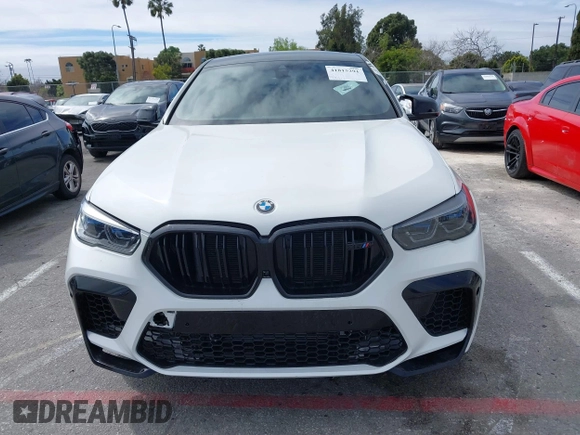 2022 BMW X6 M with VIN 5YMCY0C03N9J18331, listed as a IAAI auction lot 41815291 with 14,907 mi miles. Bid and sale history available at carsss.com. Image 13.