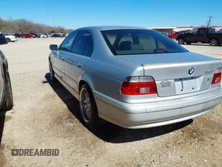 2001 BMW 5 Series 540iA with VIN WBADN63401GM71687, listed as a IAAI auction lot 41484756 with 1 mi miles. Bid and sale history available at carsss.com. Image 3.