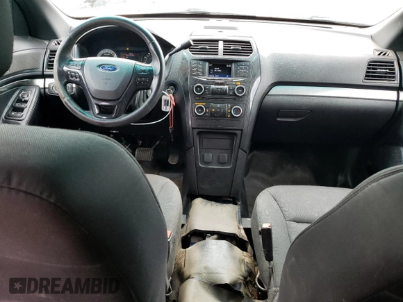 2016 Ford Police Interceptor Utility z VIN 1FM5K8AR2GGC37615, wystawiony jako Copart lot #57084935 z przebiegiem 170 078 mil mil oraz Szkoda całkowita • Salvage title. Historia ofert i sprzedaży dostępna na DreamBid. Obrazek 8.