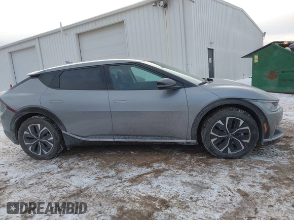 2022 Kia EV6 Wind with VIN KNDC3DLC0N5076216, listed as a IAAI auction lot 41420920 with 21,895 mi miles. Bid and sale history available at carsss.com. Image 13.