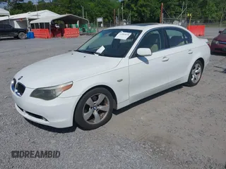 2007 BMW 5 Series 525i with VIN WBANE53597CY04993, listed as a IAAI auction lot 42092078 with 113,698 mi miles and . Bid and sale history available at carsss.com. Image 2.