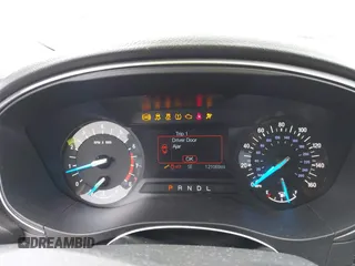 2017 Ford Fusion SE with VIN 3FA6P0H74HR125124, listed as a IAAI auction lot 42169417 with 121,069 mi miles and . Bid and sale history available at DreamBid. Image 7.
