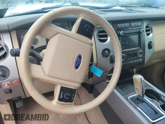 2014 Ford Expedition Max XLT z VIN 1FMJK1J50EEF16315, wystawiony jako IAAI lot #42734095 z przebiegiem 228 809 mil mil oraz . Historia ofert i sprzedaży dostępna na DreamBid. Obrazek 11.