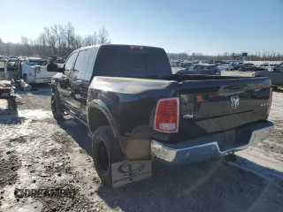 2018 Ram 3500 Laramie with VIN 3C63RRML5JG373731, listed as a Copart auction lot 41849925 with 147,461 mi miles and Salvage Title. Bid and sale history available at carsss.com. Image 2.