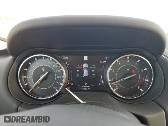 2022 Maserati Levante GT with VIN ZN661XUA1NX398867, listed as a Copart auction lot 37395284 with 18,539 mi miles. Bid and sale history available at carsss.com. Image 9.