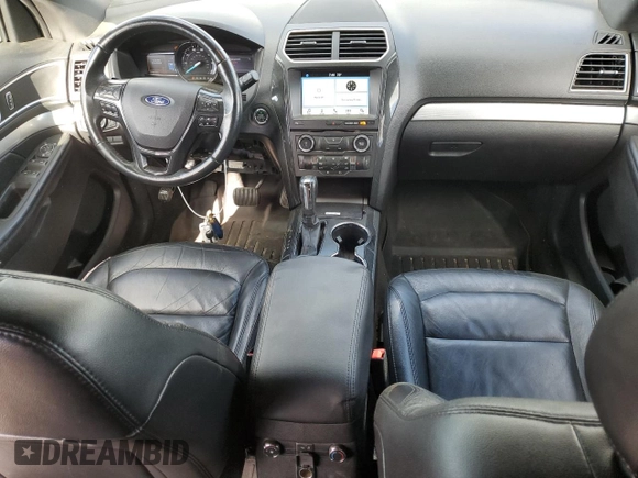 2017 Ford Explorer XLT with VIN 1FM5K8D8XHGD09035, listed as a Copart auction lot 56655445 with 73,643 mi miles and Salvage title. Bid and sale history available at DreamBid. Image 8.