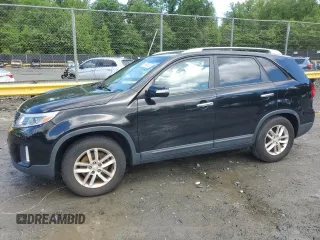 2014 Kia Sorento LX z VIN 5XYKT4A65EG518603, wystawiony jako Copart lot #56699255 z przebiegiem 157 423 mil mil oraz Szkoda całkowita • Salvage title. Historia ofert i sprzedaży dostępna na DreamBid. Obrazek 1.