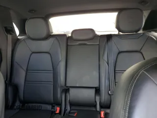 2019 Porsche Cayenne S z VIN WP1AB2AYXKDA63874, wystawiony jako Copart lot #74203724 z przebiegiem Nie podano mil oraz Nie do naprawy • Non repairable. Historia ofert i sprzedaży dostępna na DreamBid. Obrazek 10.