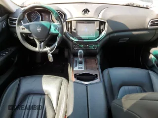 2015 Maserati Ghibli S Q4 z VIN ZAM57RTA9F1129976, wystawiony jako Copart lot #60998414 z przebiegiem 57 574 mil mil oraz Tytuł czysty. Historia ofert i sprzedaży dostępna na DreamBid. Obrazek 8.