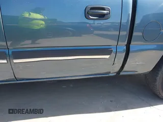 2007 Chevrolet Silverado 1500 LS with VIN 2GCEC13VX71114824, listed as a IAAI auction lot 41711088 with 138,206 mi miles and . Bid and sale history available at DreamBid. Image 6.