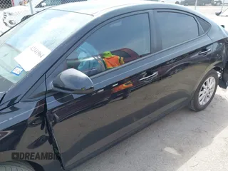 2018 Hyundai Accent SE z VIN 3KPC24A31JE010519, wystawiony jako IAAI lot #42241964 z przebiegiem 18 394 mil mil oraz . Historia ofert i sprzedaży dostępna na DreamBid. Obrazek 14.