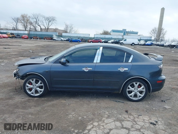 2009 Mazda Mazda3 i Touring Value with VIN JM1BK32GX91202608, listed as a IAAI auction lot 41867058 with 204,978 mi miles. Bid and sale history available at carsss.com. Image 14.