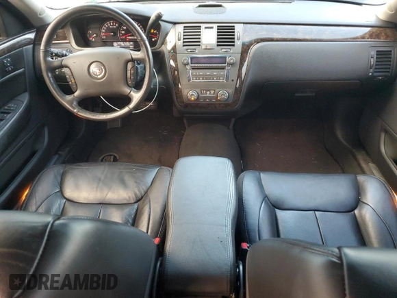2008 Cadillac DTS 1SD z VIN 1G6KD57Y78U192983, wystawiony jako Copart lot #87672955 z przebiegiem 112 376 mil mil oraz Szkoda całkowita • Salvage title. Historia ofert i sprzedaży dostępna na DreamBid. Obrazek 8.