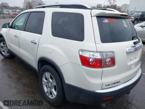 2008 GMC Acadia SLE1 with VIN 1GKEV13718J110538, listed as a IAAI auction lot 41662996 with 304,871 mi miles. Bid and sale history available at carsss.com. Image 3.