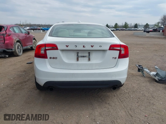 2012 Volvo S60 T5 z VIN YV1622FS0C2145678, wystawiony jako IAAI lot #42067448 z przebiegiem 145 399 mil mil oraz . Historia ofert i sprzedaży dostępna na DreamBid. Obrazek 17.