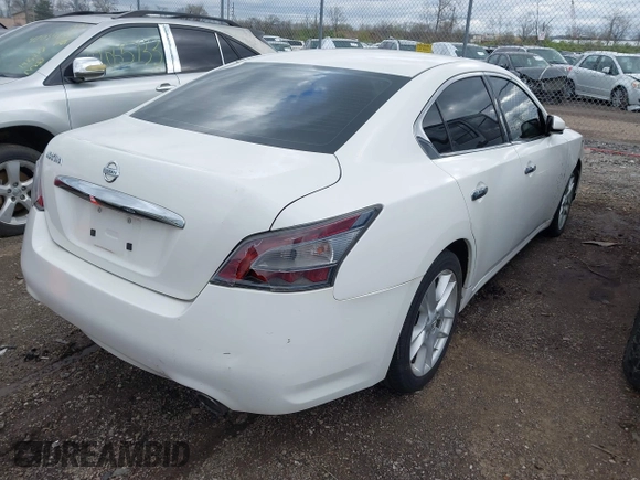 2012 Nissan Maxima S z VIN 1N4AA5AP4CC840592, wystawiony jako IAAI lot #41999734 z przebiegiem 162 493 mil mil oraz . Historia ofert i sprzedaży dostępna na DreamBid. Obrazek 4.