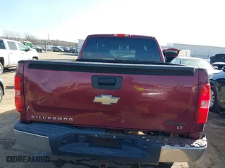 2008 Chevrolet Silverado 1500 LT w/1LT with VIN 2GCEC19CX81306736, listed as a IAAI auction lot 41598958 with 125,223 mi miles. Bid and sale history available at carsss.com. Image 17.