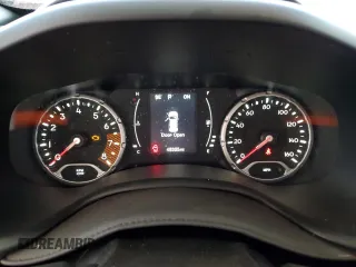 2023 Jeep Renegade Latitude z VIN ZACNJDB17PPP20395, wystawiony jako Copart lot #54654285 z przebiegiem 48 305 mil mil oraz Czysty tytuł • Clean title. Historia ofert i sprzedaży dostępna na DreamBid. Obrazek 9.