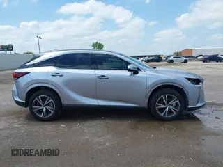 2023 Lexus RX 350 с VIN JTJCHMAA8P2000246, выставлен на аукционе IAAI как лот 42119511 с пробегом 6 871 миль миль и . История ставок и продаж доступна на DreamBid. Изображение 13.