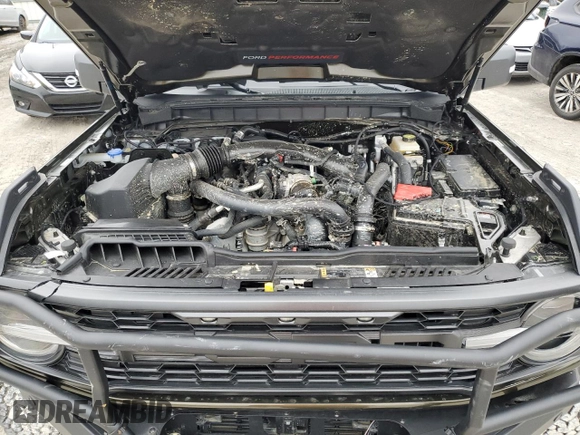 2024 Ford Bronco Raptor z VIN 1FMEE0RR5RLA40316, wystawiony jako Copart lot #85676734 z przebiegiem 7 194 mil mil oraz Szkoda całkowita • Salvage title. Historia ofert i sprzedaży dostępna na DreamBid. Obrazek 14.