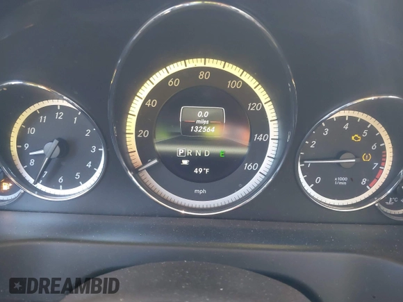 2013 Mercedes-Benz E-Class E 350 with VIN WDDKJ8JB5DF213183, listed as a IAAI auction lot 41891419 with 132,564 mi miles. Bid and sale history available at carsss.com. Image 7.