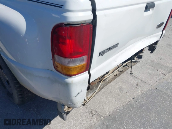 1997 Ford Ranger XLT with VIN 1FTCR10A1VPB31809, listed as a IAAI auction lot 41833285 with 150,461 mi miles. Bid and sale history available at carsss.com. Image 13.