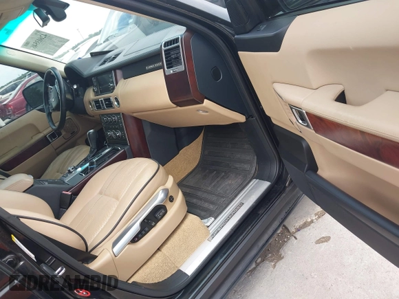 2011 Land Rover Range Rover SC with VIN SALMF1E41BA330009, listed as a IAAI auction lot 42603546 with 125,493 mi miles and . Bid and sale history available at DreamBid. Image 5.
