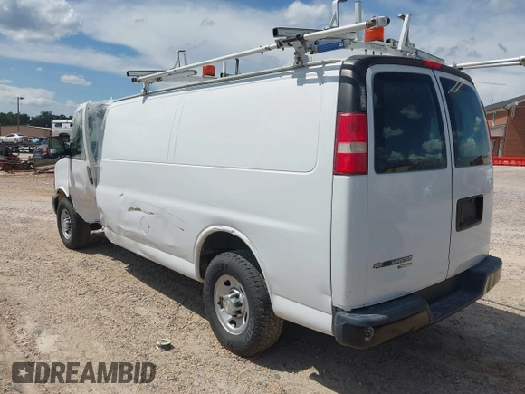 2016 Chevrolet Express Cargo with VIN 1GCWGBFF9G1287632, listed as a IAAI auction lot 42621435 with 61,701 mi miles and . Bid and sale history available at DreamBid. Image 3.