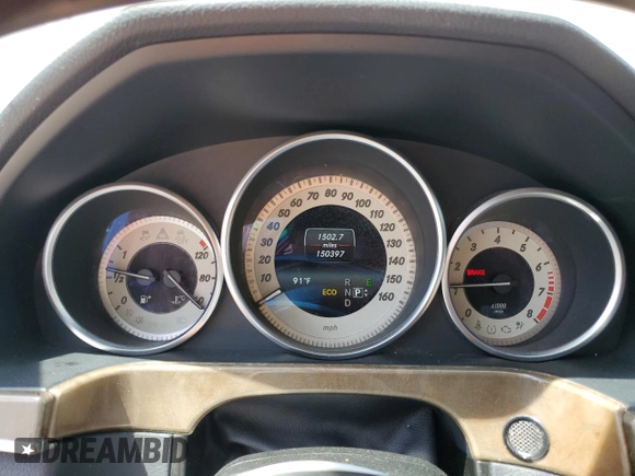 2014 Mercedes-Benz E 350 Sport z VIN WDDHF5KBXEA943629, wystawiony jako Copart lot #54801135 z przebiegiem 150 397 mil mil oraz Szkoda całkowita • Salvage title. Historia ofert i sprzedaży dostępna na DreamBid. Obrazek 9.