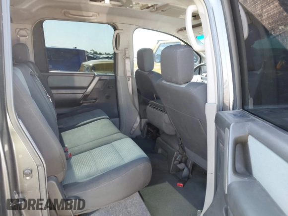 2004 Nissan Titan LE with VIN 1N6AA07A14N541998, listed as a IAAI auction lot 42304039 with 189,533 mi miles and . Bid and sale history available at DreamBid. Image 8.