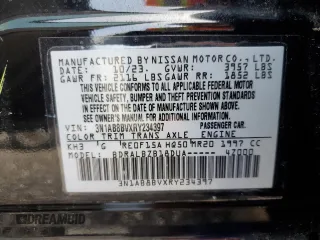 2024 Nissan Sentra S z VIN 3N1AB8BVXRY234397, wystawiony jako Copart lot #55658555 z przebiegiem 17 206 mil mil oraz Czysty tytuł • Clean title. Historia ofert i sprzedaży dostępna na DreamBid. Obrazek 13.