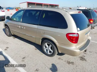 2001 Chrysler Town & Country Limited with VIN 2C8GP64L01R396390, listed as a IAAI auction lot 41978985 with 224,064 mi miles. Bid and sale history available at carsss.com. Image 3.