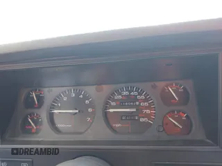 1991 Jeep Cherokee Country z VIN 1J4FJ78S7ML632675, wystawiony jako IAAI lot #42283175 z przebiegiem 116 062 mil mil oraz . Historia ofert i sprzedaży dostępna na DreamBid. Obrazek 7.