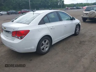 2014 Chevrolet Cruze 1LT with VIN 1G1PC5SB6E7192324, listed as a IAAI auction lot 42783725 with 191,784 mi miles and . Bid and sale history available at DreamBid. Image 4.
